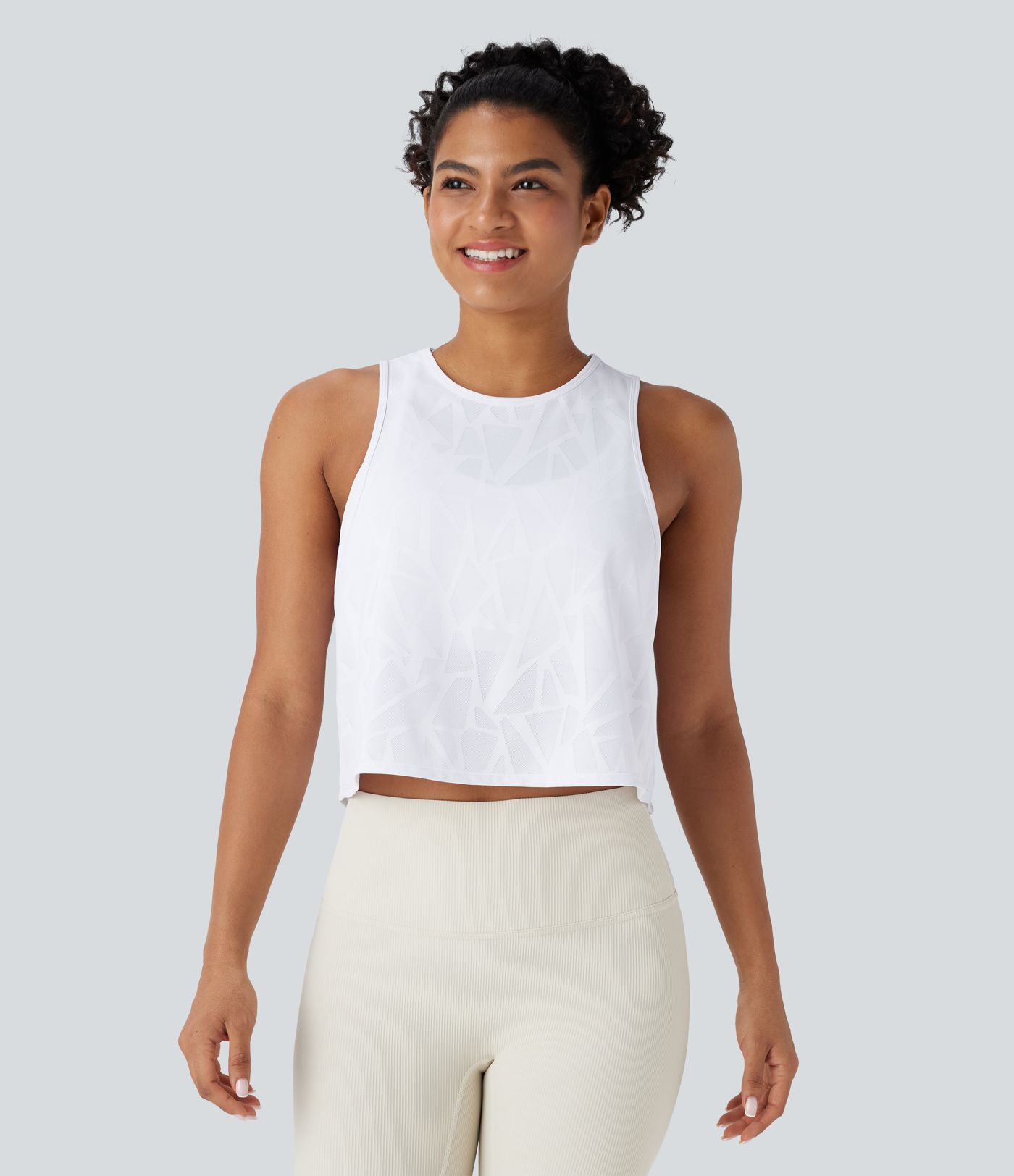 Kurzes Yoga-Tanktop mit Rundhalsausschnitt und Cut-Out