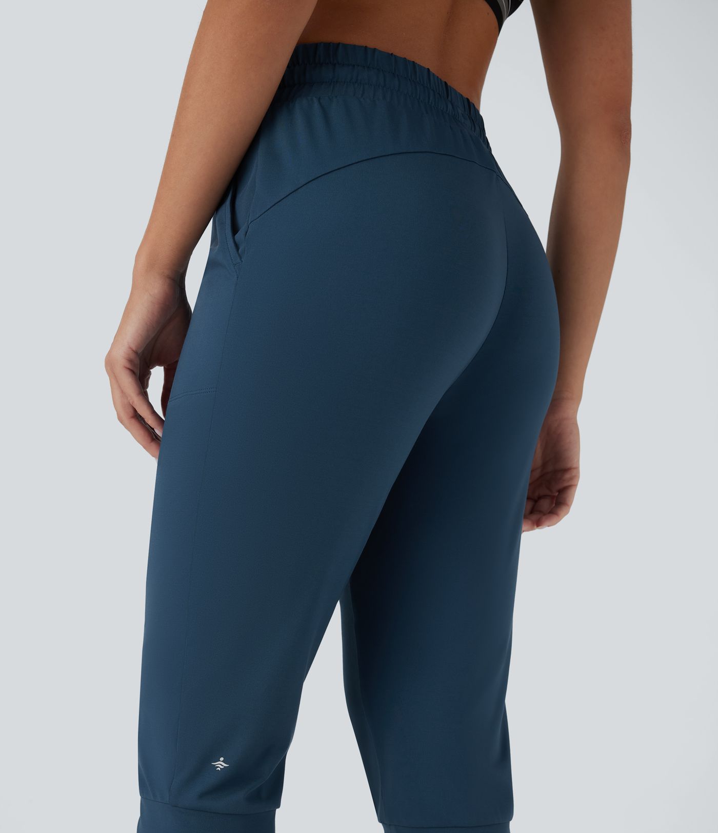 Pedal-Pusher-Jogginghose mit hohem Bund, Seitentaschen und Kordlezug