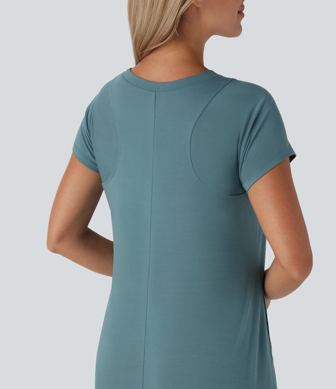 Vestido midi fluido cuello redondo manga corta bolsillo lateral