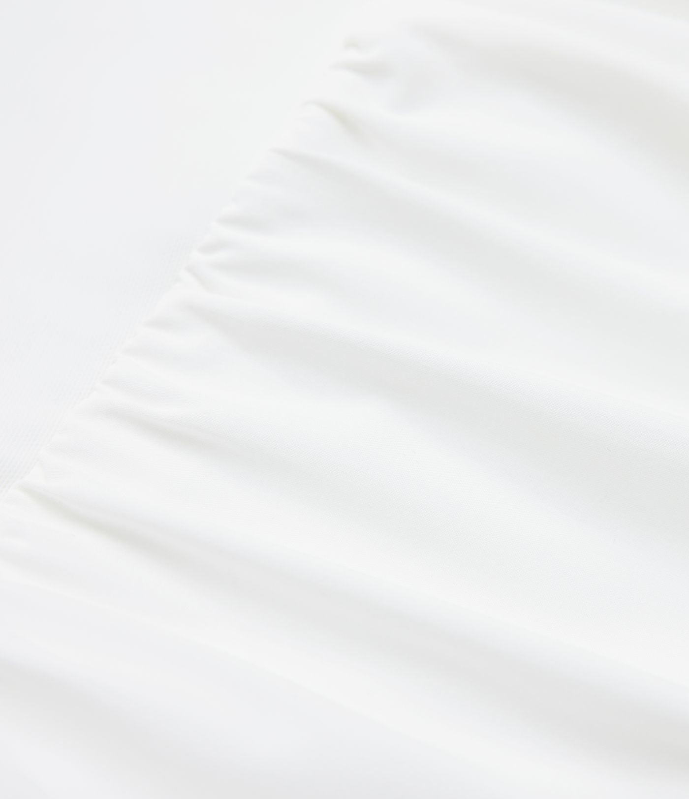 Short 2-en-1 de course gainant taille haute réfléchissant avec empiècements résille contrastés et séchage rapide avec poches SpeedWave™