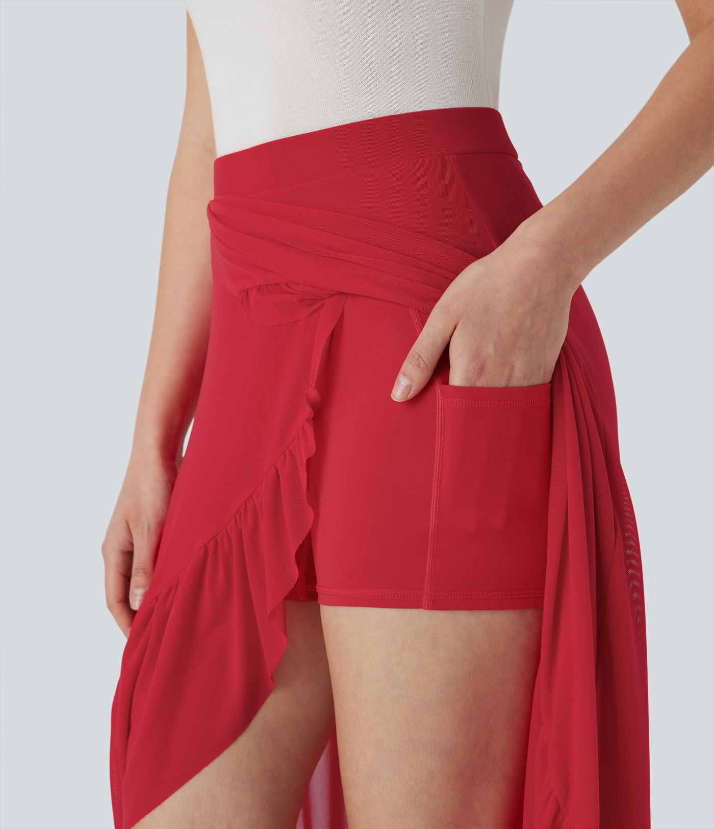 Fließender 2-in-1 Freizeit-Midirock mit hohem Bund, Seitentaschen, Rüschensaum, kontrastierendem Mesh und High-Low-Design