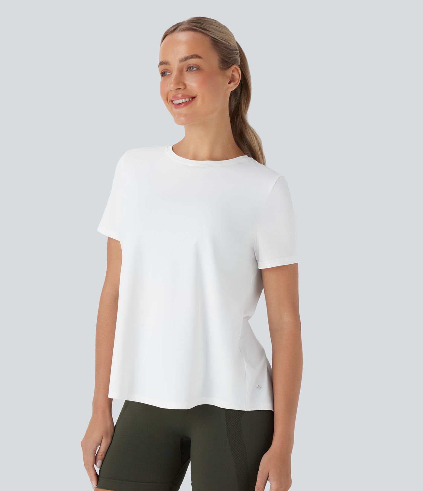 Yoga-Sport-Top mit Rundhalsausschnitt, kurzen Ärmeln, kontrastierendem Netzstoff und Schlitz