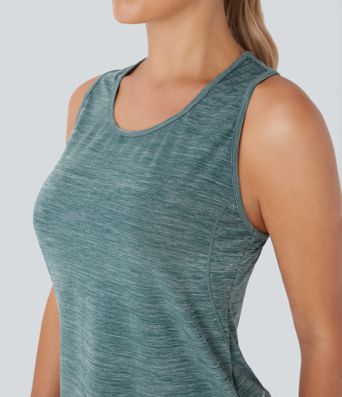 Camiseta de senderismo sin mangas con espalda cruzada y dobladillo dividido