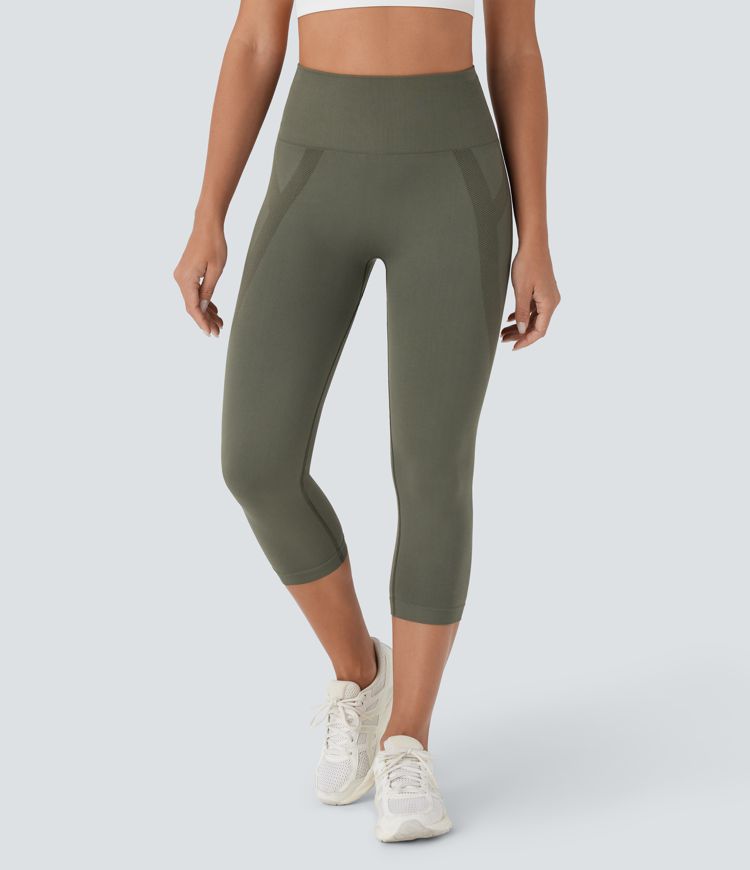 Seamless Flow High Waisted Ruched Capri Yoga Leggings