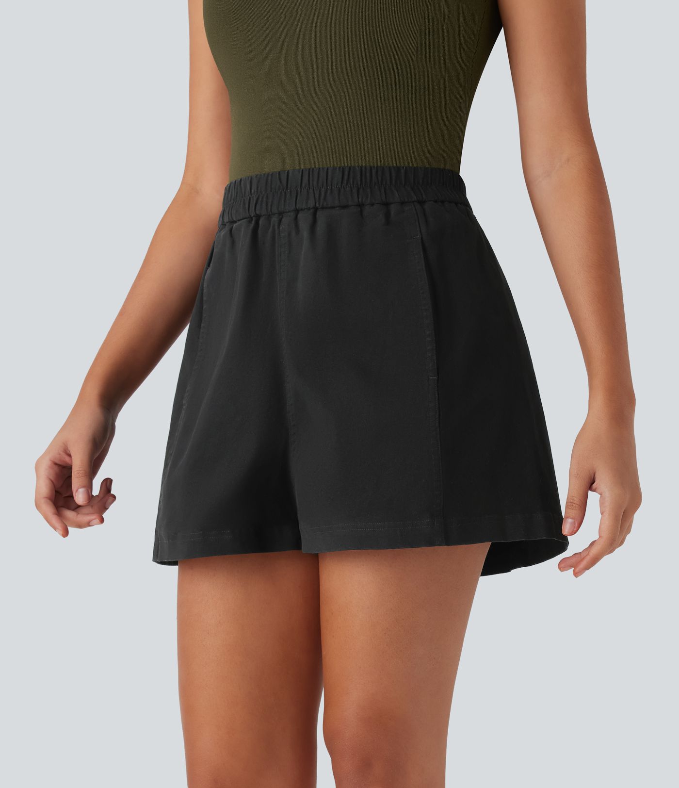 Lässige, gewaschene Baumwoll-Shorts mit hohem Bund und Seitentaschen