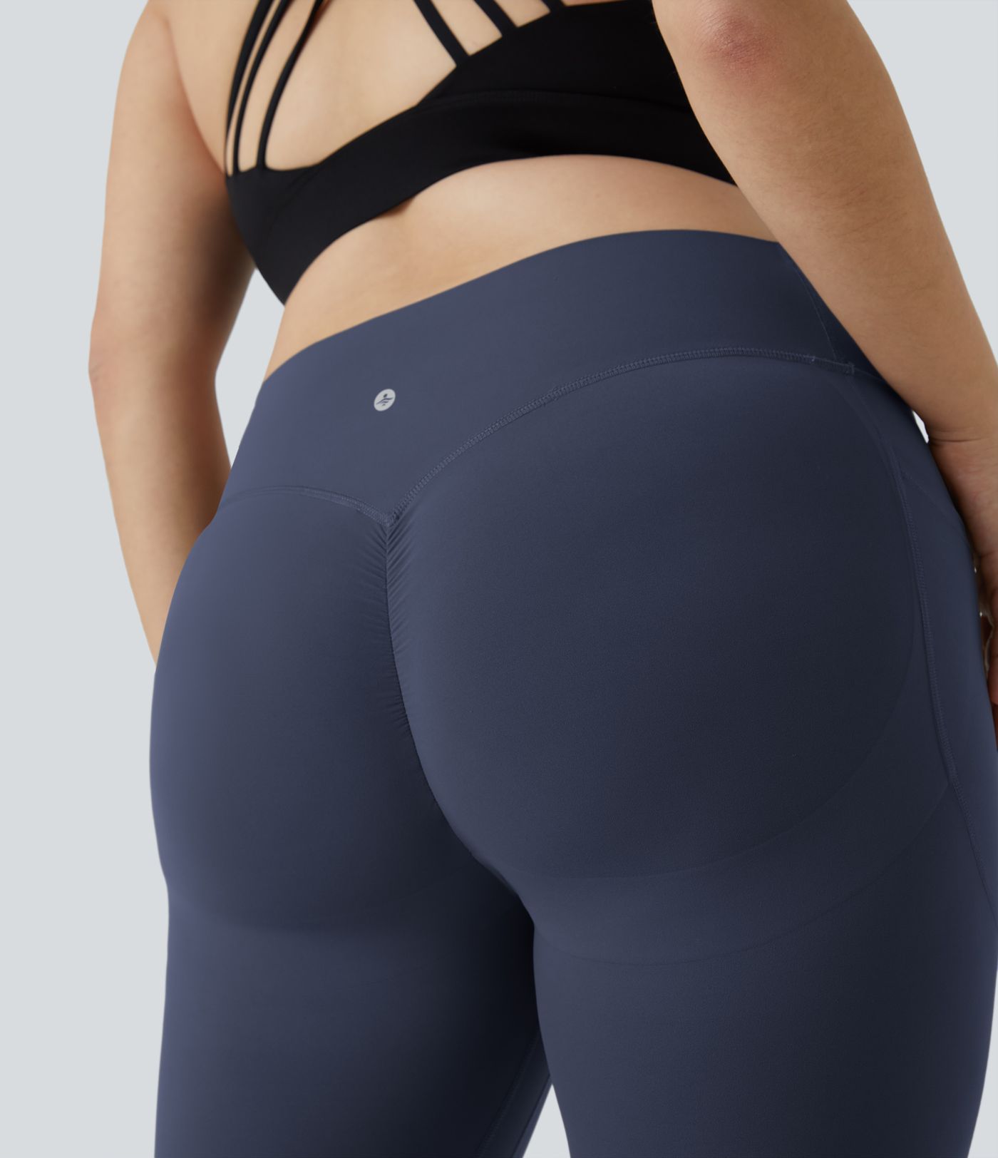 Halara UltraSculpt™ SoCinched Leggings de cintura alta con control de abdomen, realce de glúteos, bolsillos y moldeado para tallas grandes