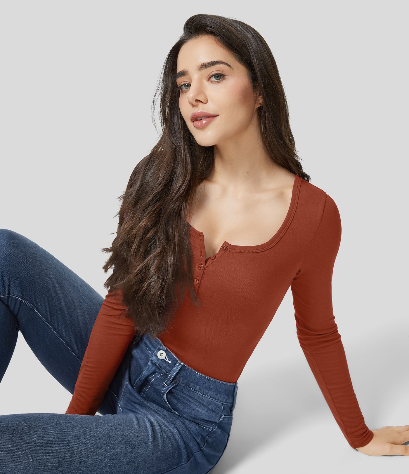 Haut décontracté slim côtelé à manches longues et col Henley