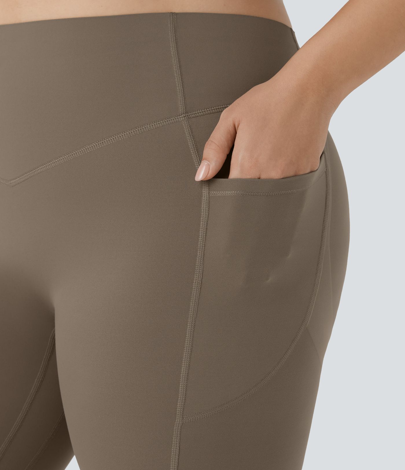 Halara UltraSculpt™ Augsti jostas kompresijas legingi ar vēdera kontroli, sēžamvietas pacelšanu un kabatām, plus izmēri