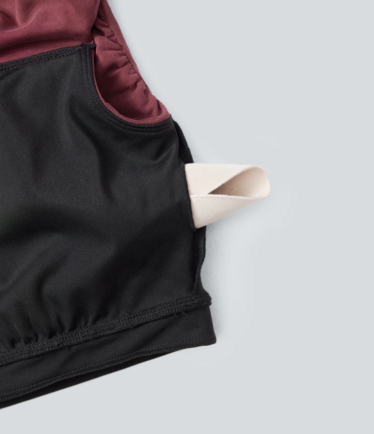 Ausgestelltes, schulterfreies, gerafftes Freizeit-Minikleid