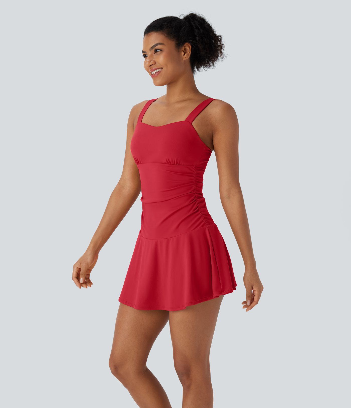 Softlyzero™ Airy, rückenfreies 2-in-1-Kleid mit Seitentasche und Cool Touch-Flare, Micro-Mini-Tanzkleid für aktive Anlässe