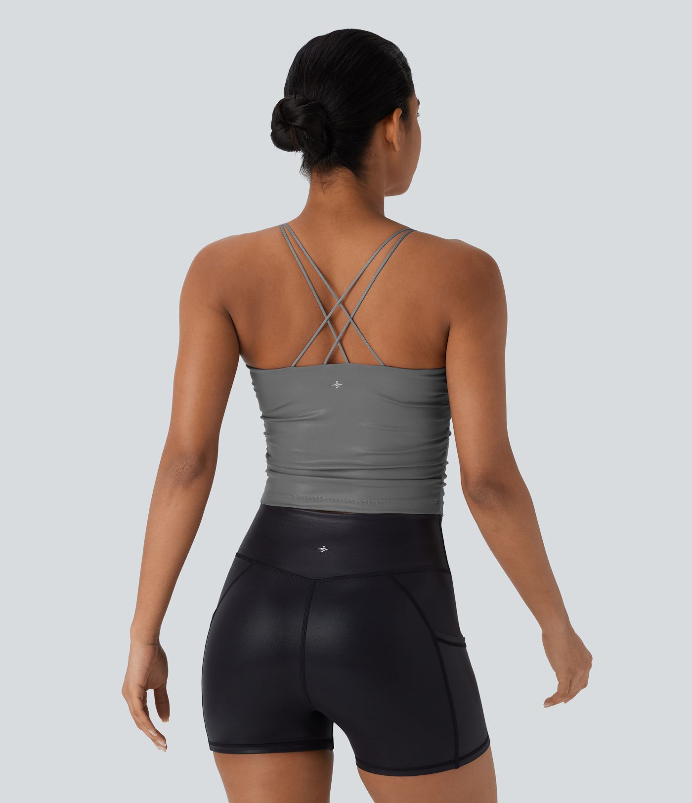 Débardeur de yoga court en similicuir dos nu, bretelles croisées, froncé et à séchage rapide