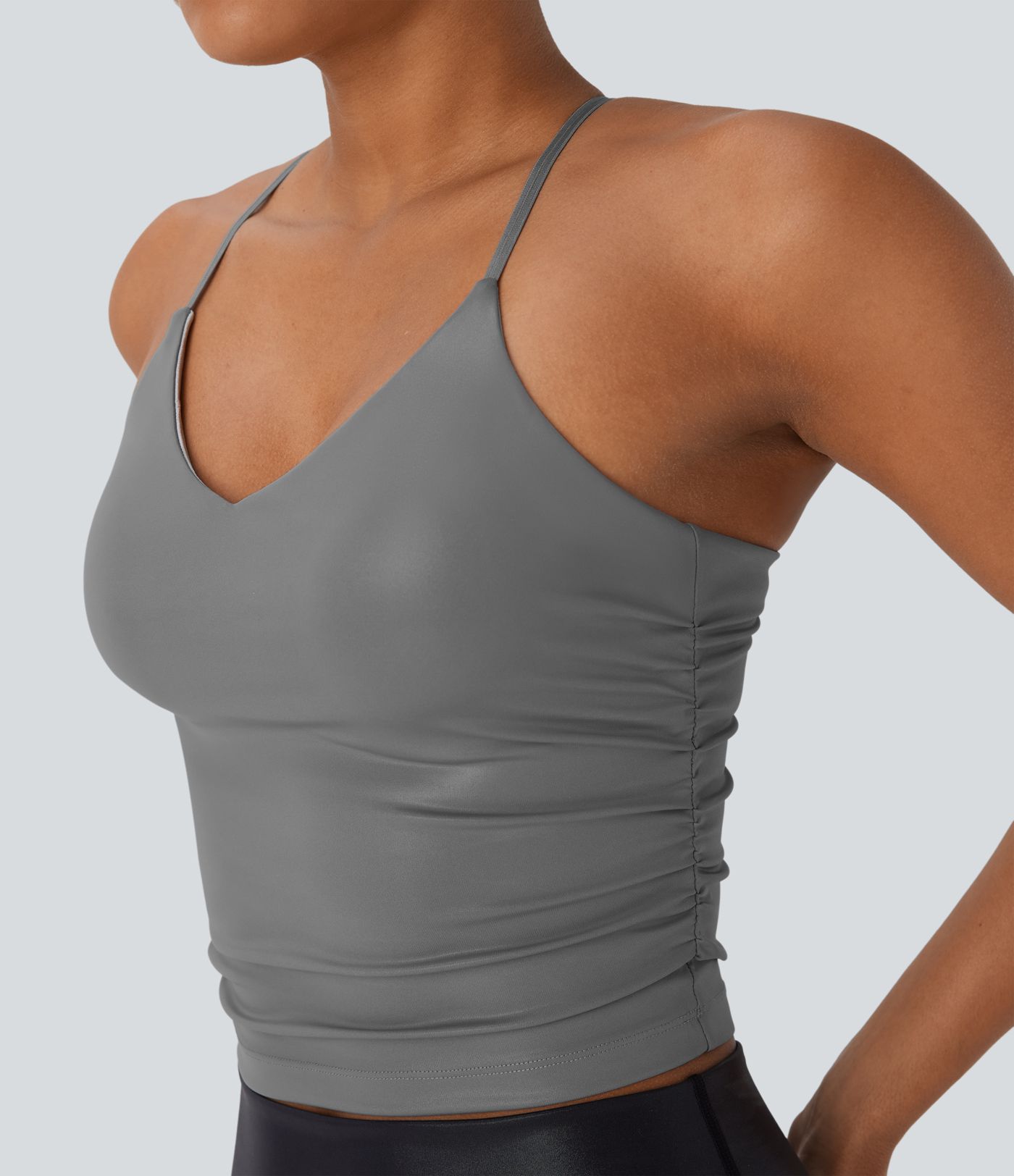 Débardeur de yoga court en similicuir dos nu, bretelles croisées, froncé et à séchage rapide