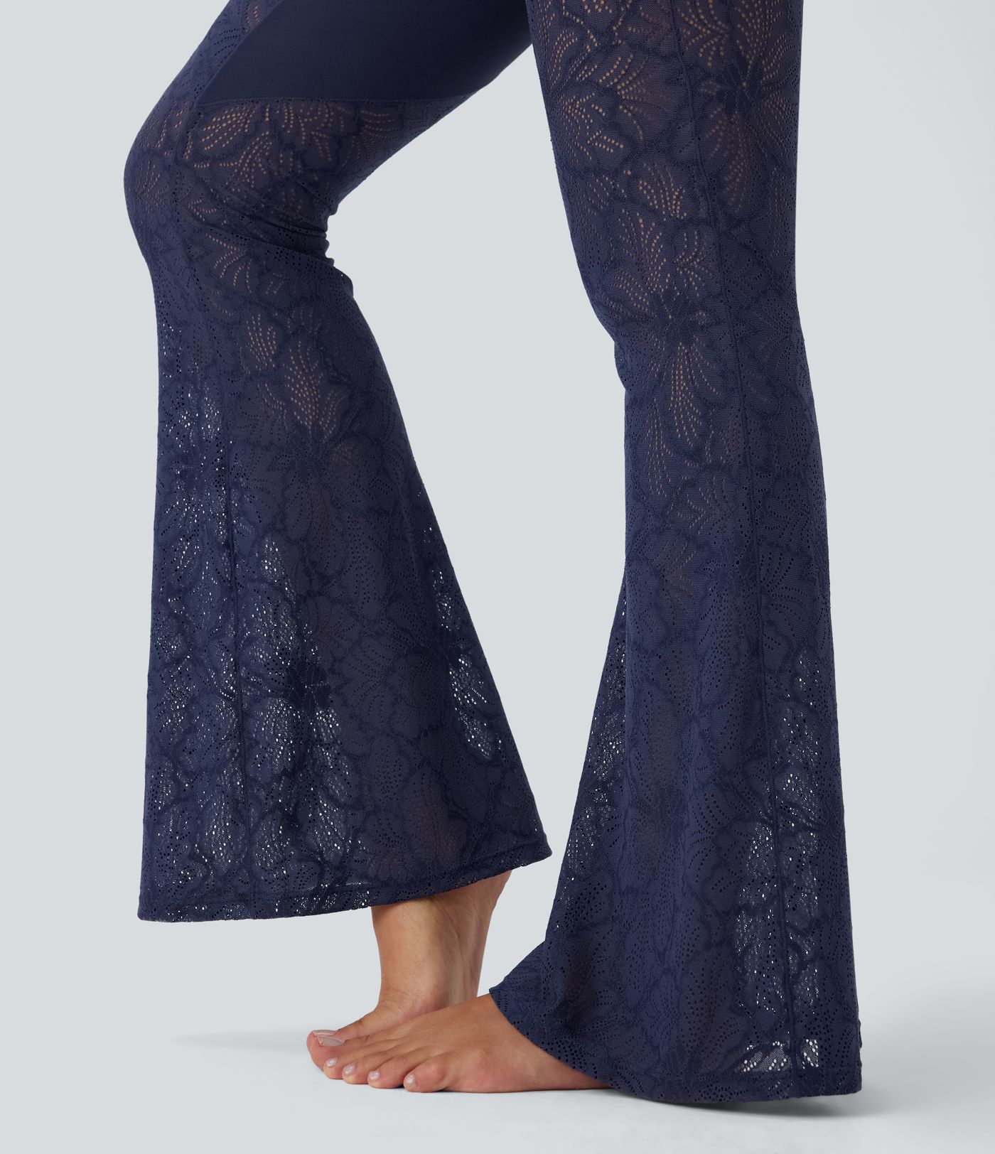 SoftlyZero™ High Waisted Crossover Pocket Contrast Lace Flare Yoga Leggings