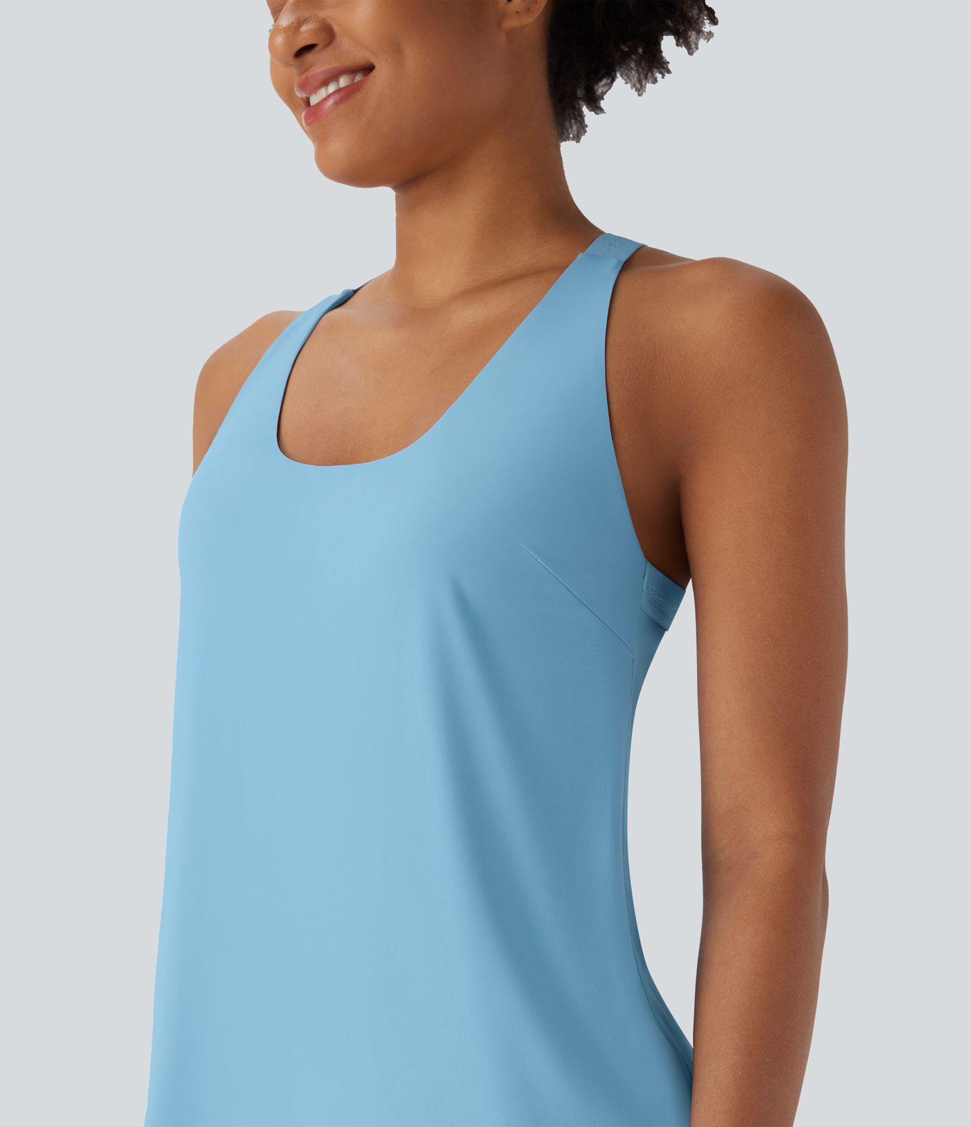 U Neck Curved Hem Cool Touch Yoga Tank Top-UPF50+