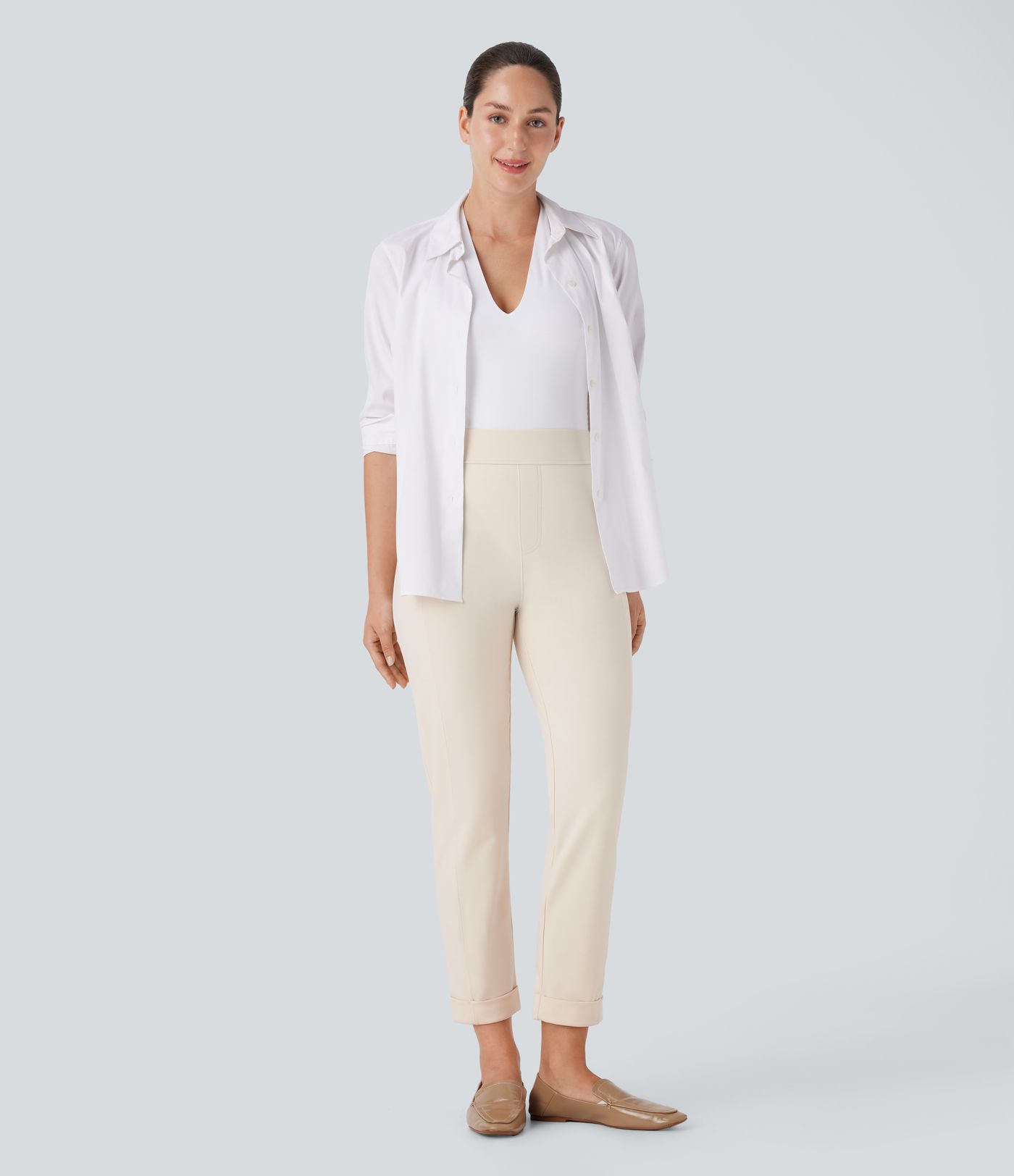 Pantalón ajustado hasta tobillo tiro alto dobladillo enrollado