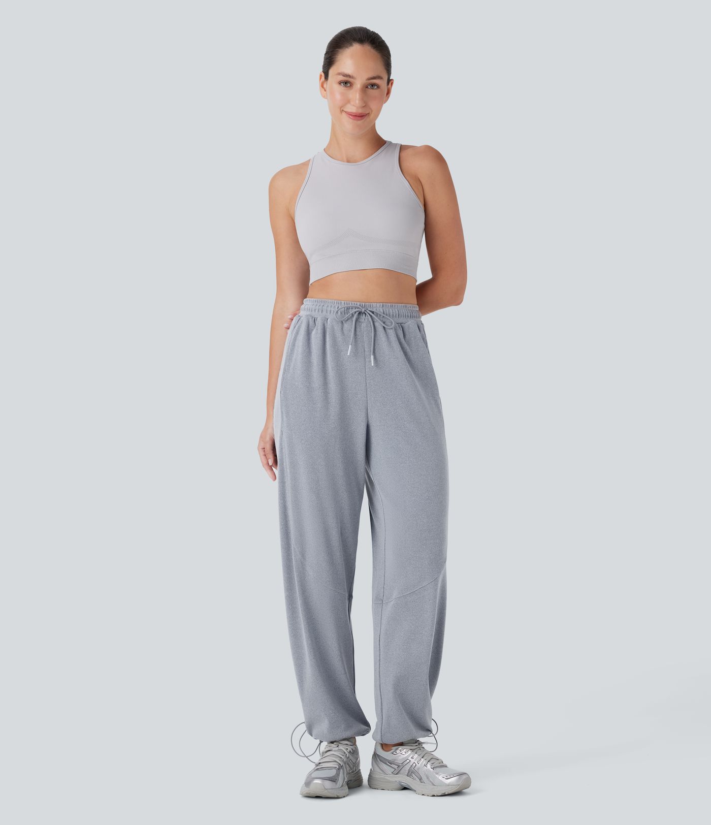 Jogginghose mit Kordelzug und hoher Taille, mehrere Taschen, gerades Bein, verstellbarer Kordelzug