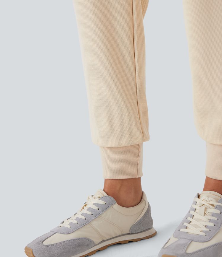 Lässige Jogginghose mit hoher Taille, konischer Passform, Seitentasche