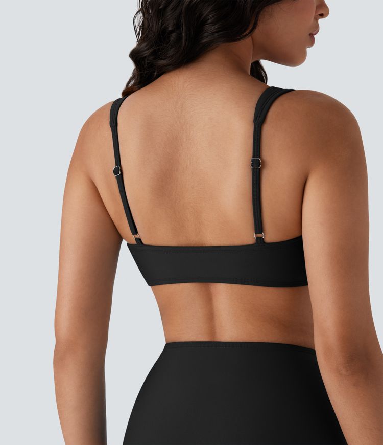 Haut de bikini carré froncé