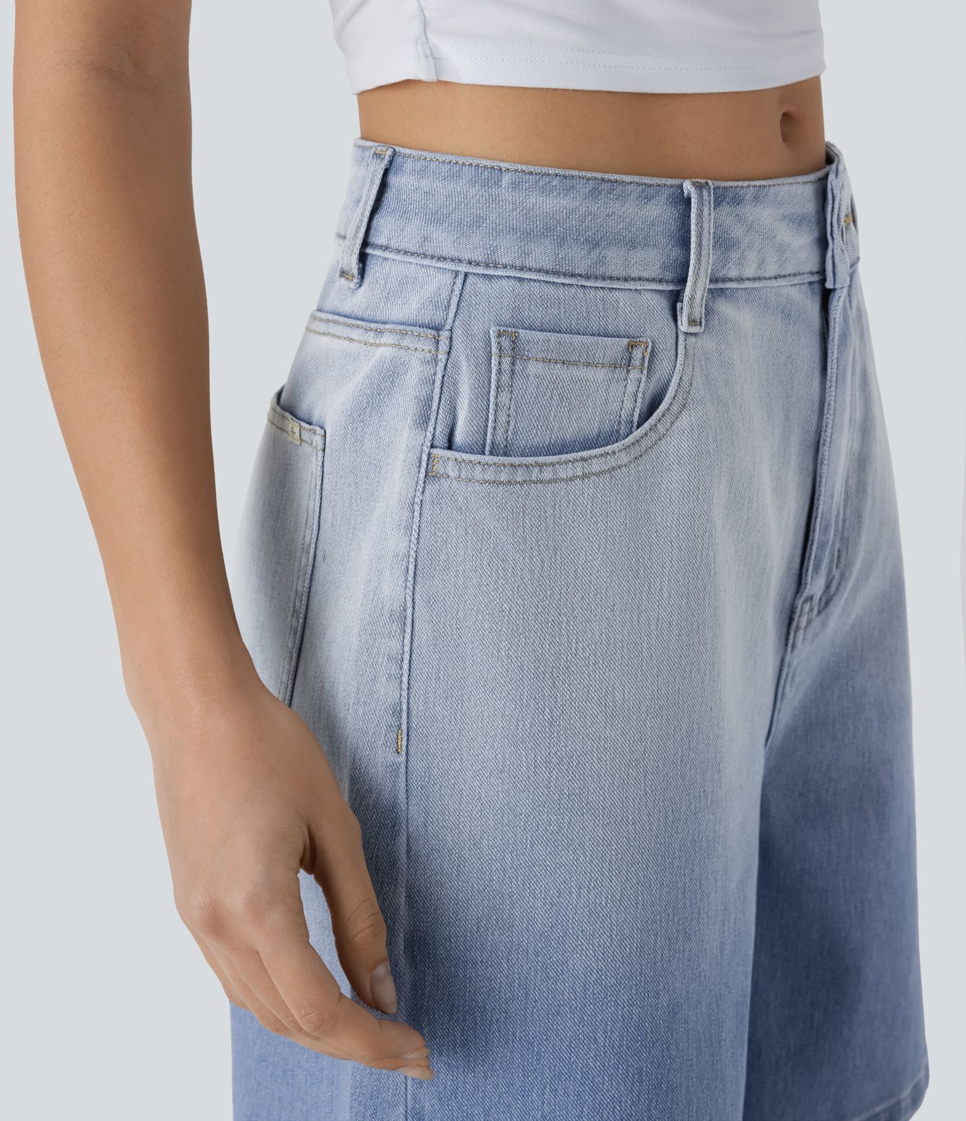 Short bermuda décontracté Halara Flex™ en denim stretch tricoté à dégradé de couleurs, taille haute avec bouton, fermeture éclair et poches multiples 17,5 cm