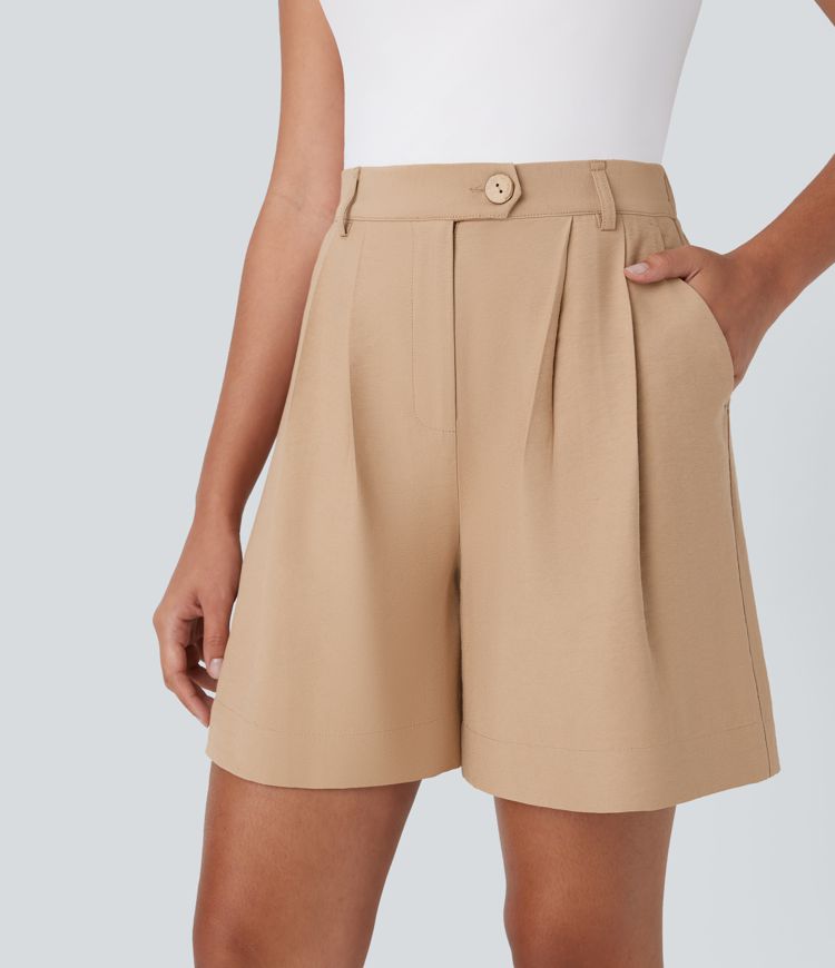 Short tailleur taille haute avec bouton, fermeture éclair et poches latérales