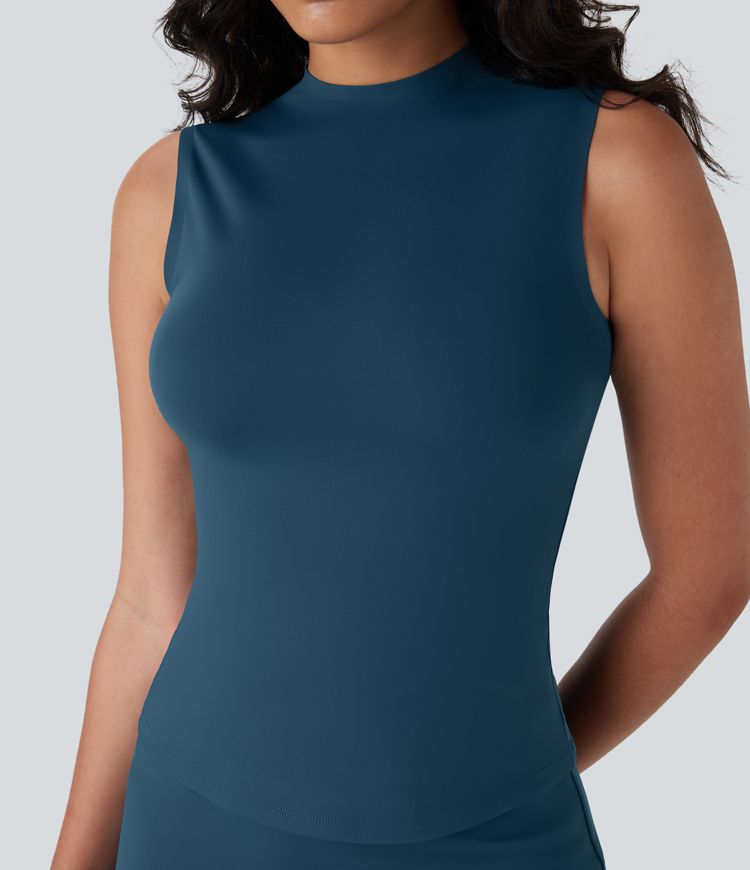 Conjunto 2 en 1 de camiseta y falda de golf Softlyzero™ con secado rápido con bolsillos laterales y abertura con moldeador de abdomen (bolsillos para tees de golf)