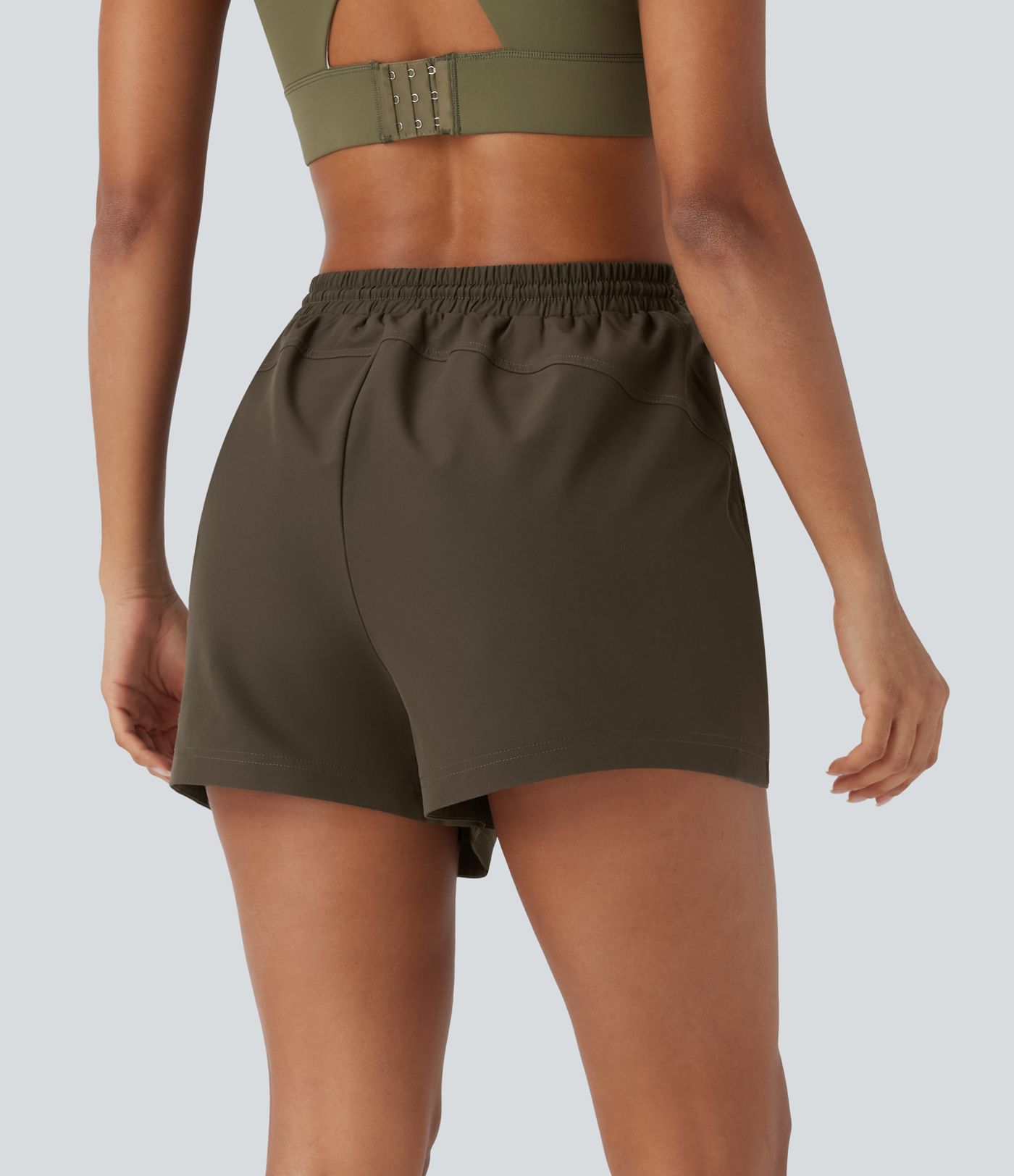 Wasserabweisende Wandershorts mit hoher Taille, Kordelzug und seitlichen Reißverschlusstaschen 