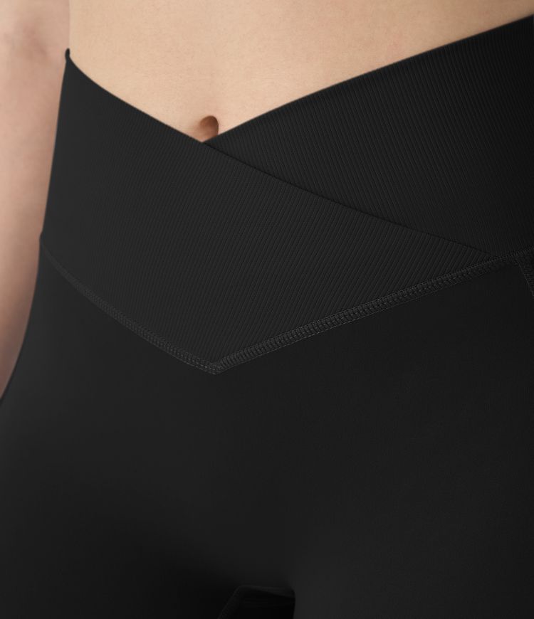 Halara UltraSculpt™ Short 12,5cm Biker Workout Côtelés Croisés à Taille Haute avec Poches Latérales