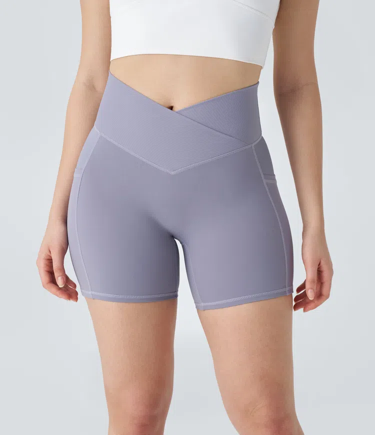 Halara UltraSculpt™ High Waisted Ribbed Crossover Pocket Workout Biker Shorts 5''