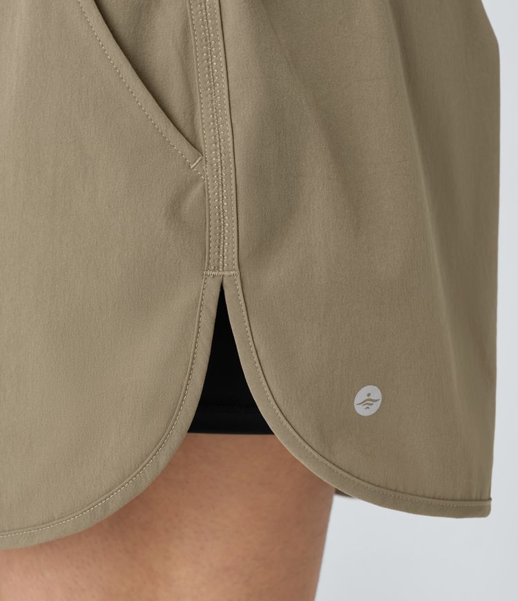 Mittlere Steighöhe Farbblock reflektierende Taschen Gebogener Saum 2-in-1 Wandershorts