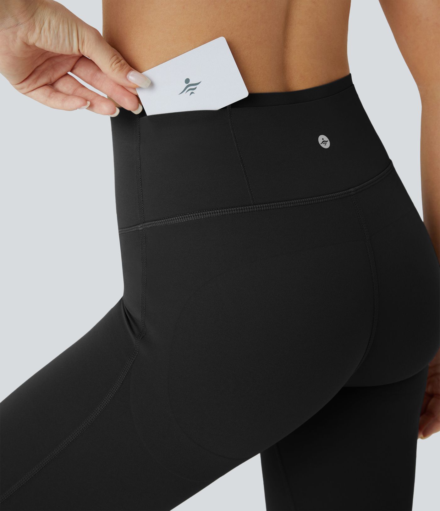 Leggings SoCinched UltraSculpt entrenamiento tiro alto realce glúteo control abdomen múltiple bolsillo 7/8