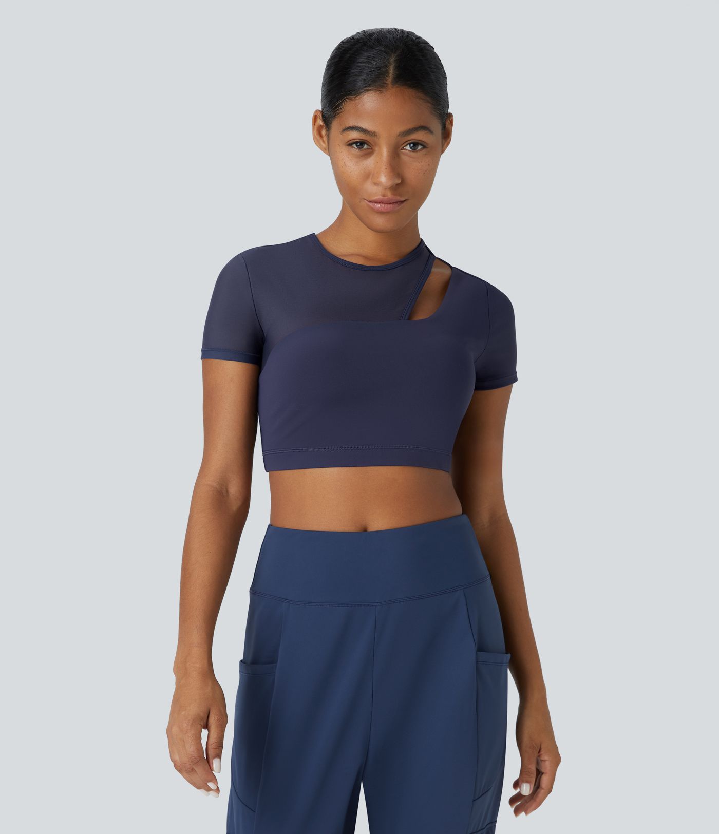 Contrasted mesh cut-out short sleeve quick dry crop workout sports top