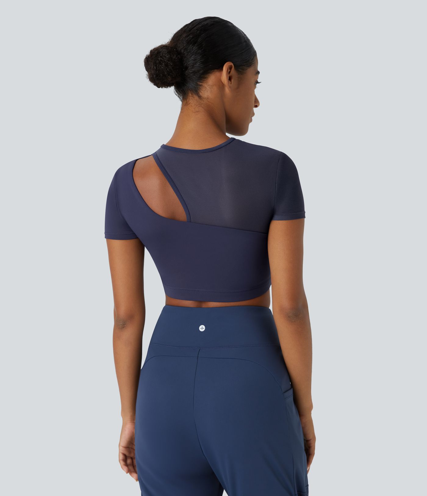 Contrasted mesh cut-out short sleeve quick dry crop workout sports top