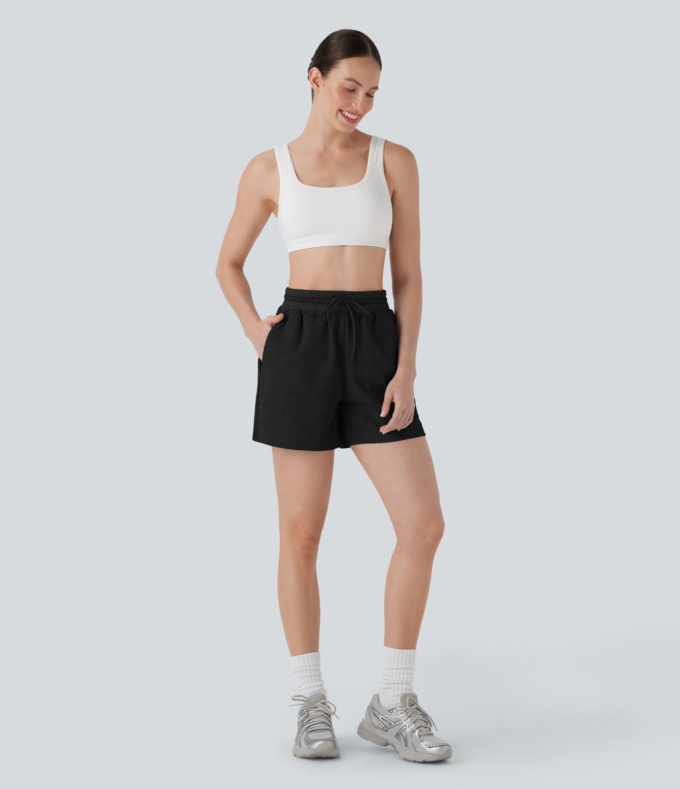 Hohe Taille Kordelzug Waffel Yoga Shorts mit Taschen Hohe Taille Kordelzug Waffel Yoga Shorts mit Taschen