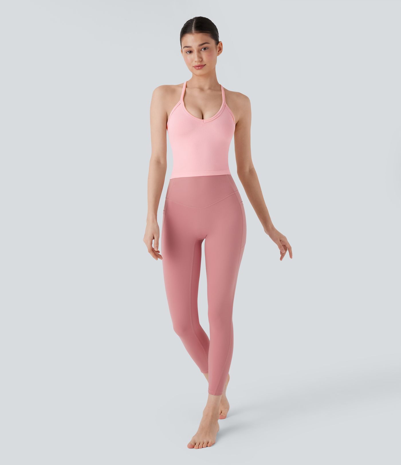 Camiseta de yoga sin mangas con espalda nadadora y fluida