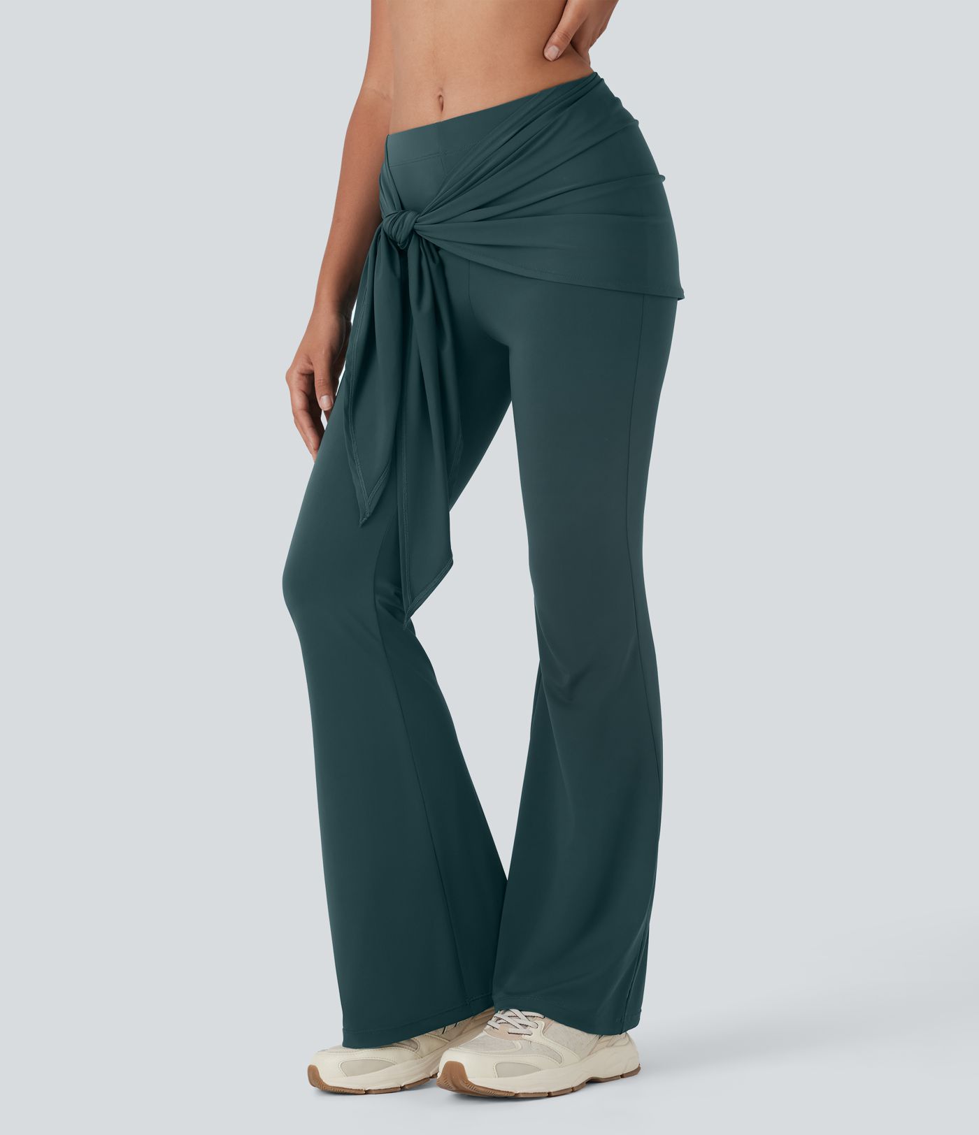 Pantalon de yoga évasé taille moyenne avec façade croisée nouée et toucher frais