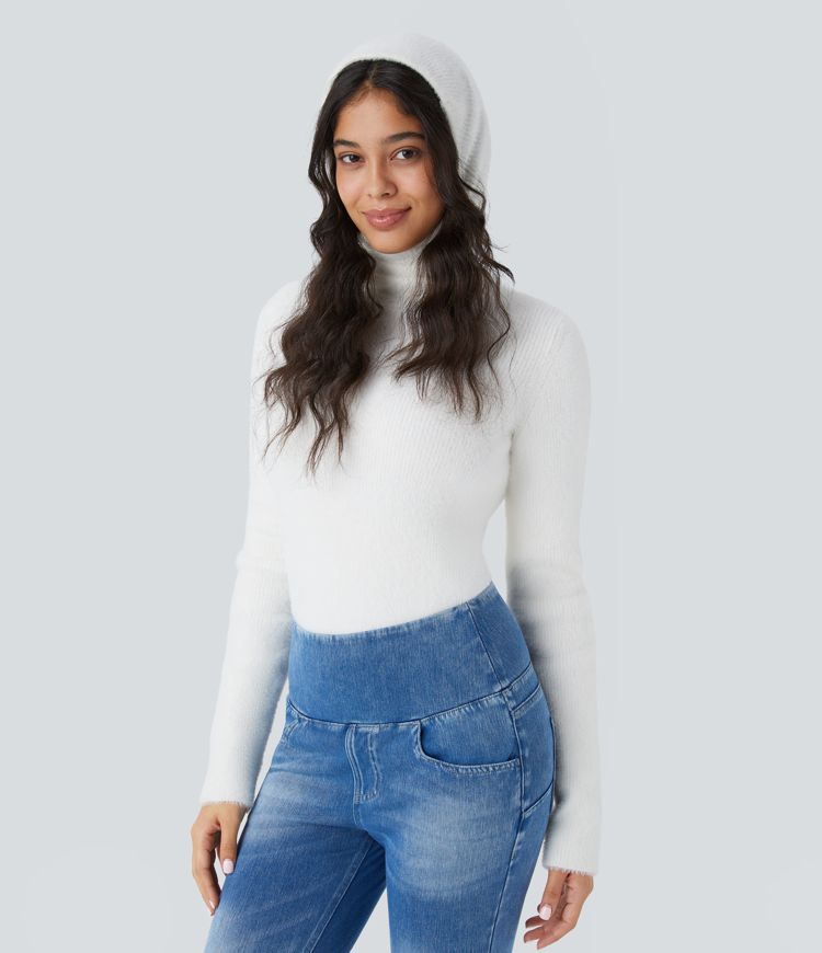 Suéter ajustado manga larga cuello alto apilado