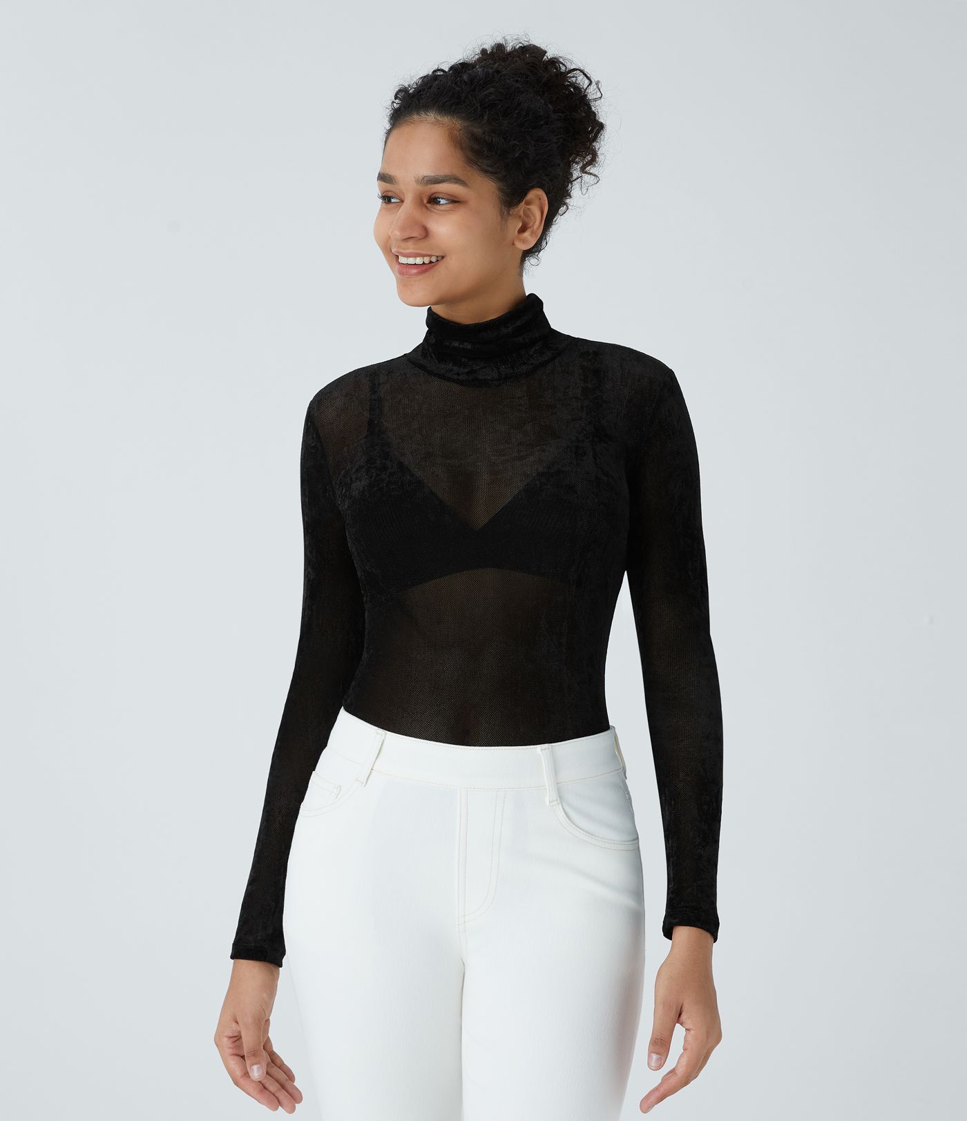 Haut décontracté transparent en velours à col montant et manches longues