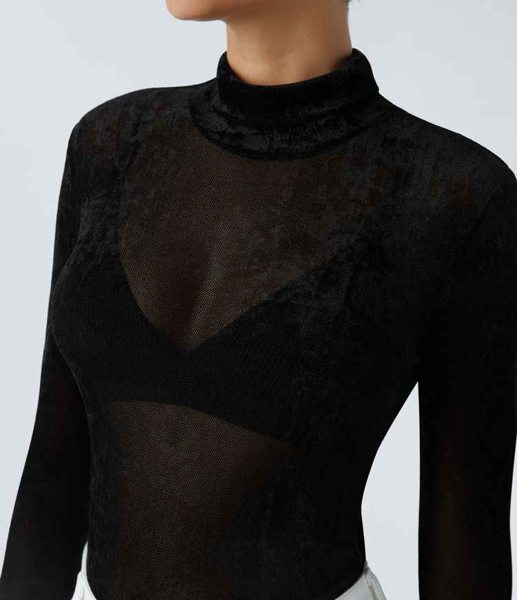 Haut décontracté transparent en velours à col montant et manches longues