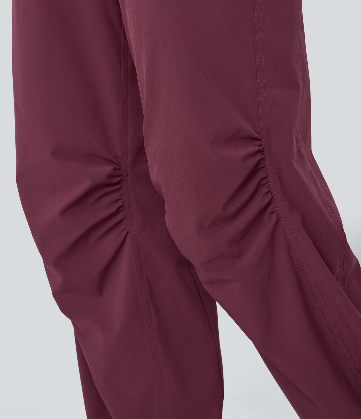 Breezeful™ Jogger-Jumpsuit mit verstellbarem Kordelzug, Seitentaschen und quadratischem Ausschnitt - schnelltrocknend