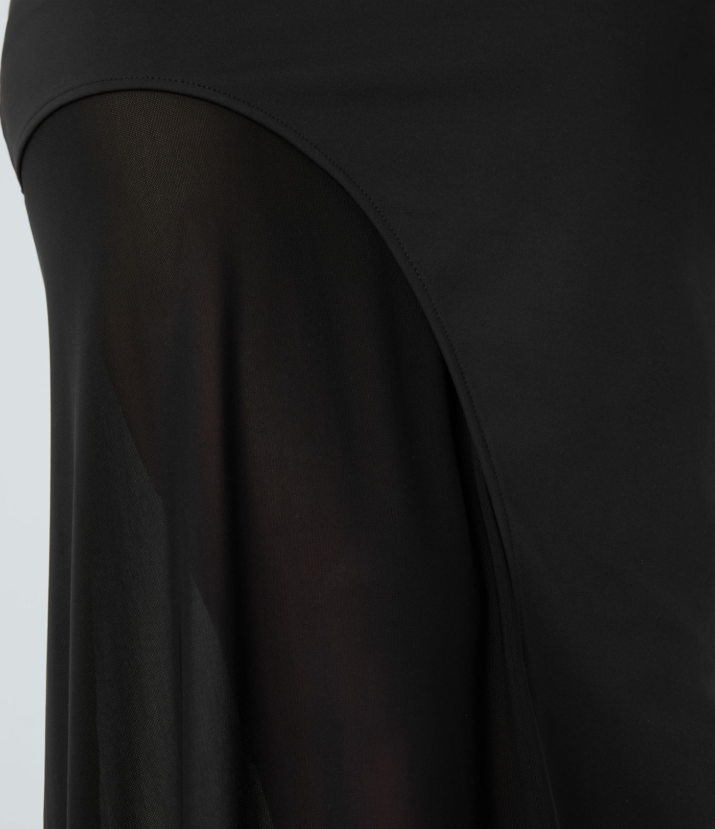 Midi Freizeitrock aus kontrastierendem Mesh mit hohem Bund