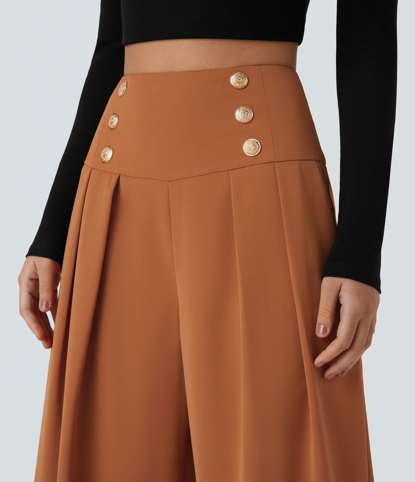 Pantalón pierna ancha cremallera invisible bolsillo lateral plisado botón decorativo tiro alto