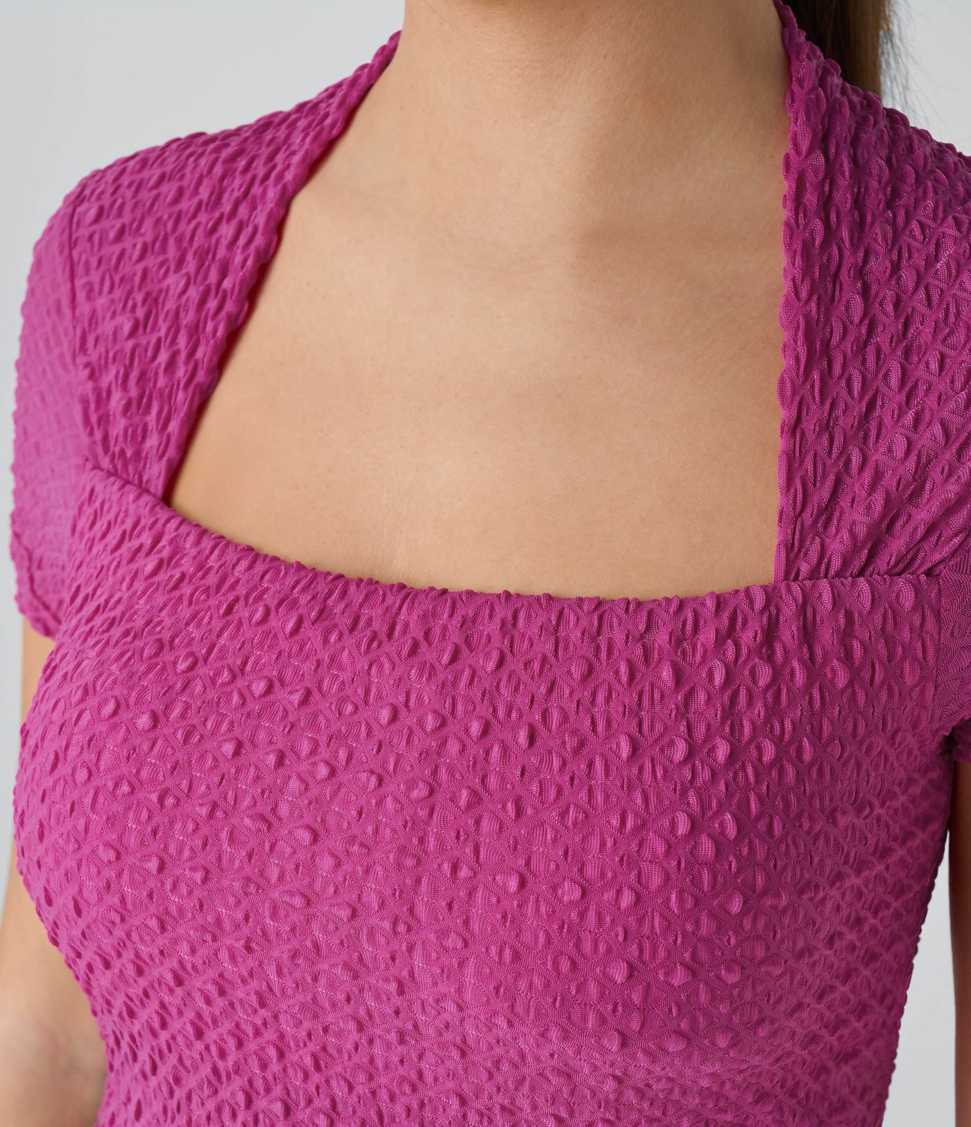 Softlyzero™ Airy Square Neck Short Sleeve Curved Hem Cool Touch Yoga Sport Top - UPF50+