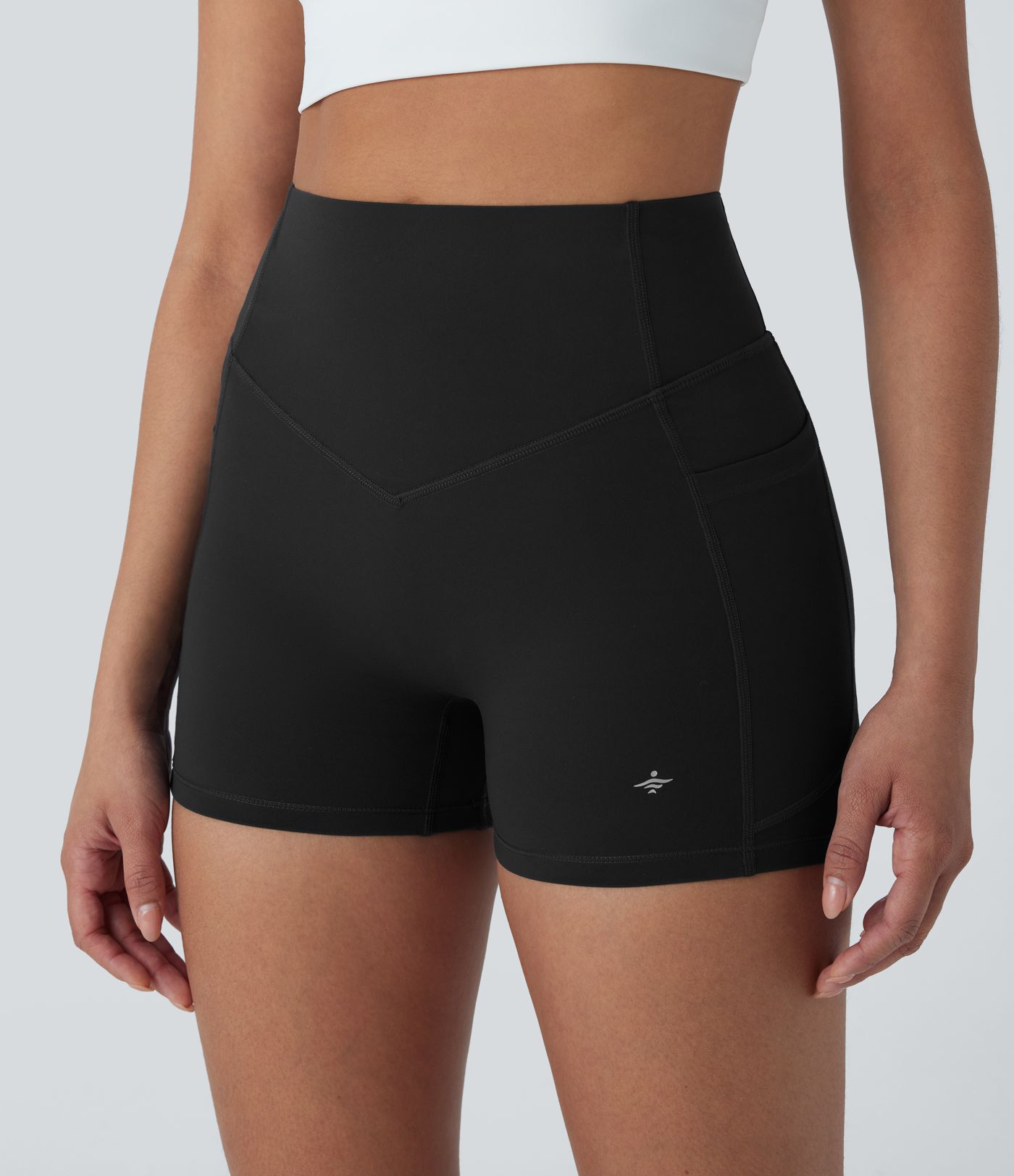 Halara UltraSculpt™ SoCinched High Waist Bauch Kontrolle Po Lifting Geraffte Shaping Yoga Radlerhose 3'' mit Taschen