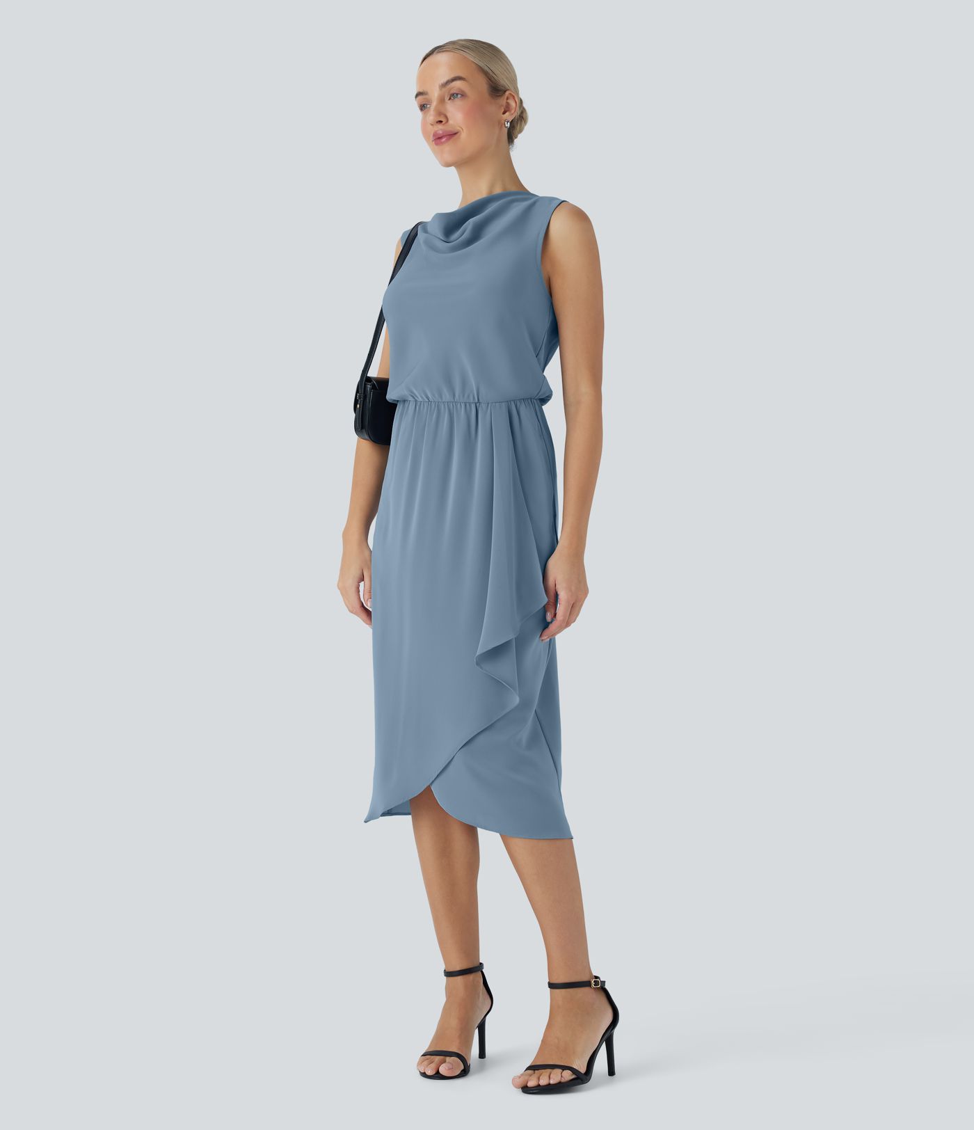 Vestido midi de viaje sin mangas con cuello vuelto y dobladillo cruzado con bolsillos laterales