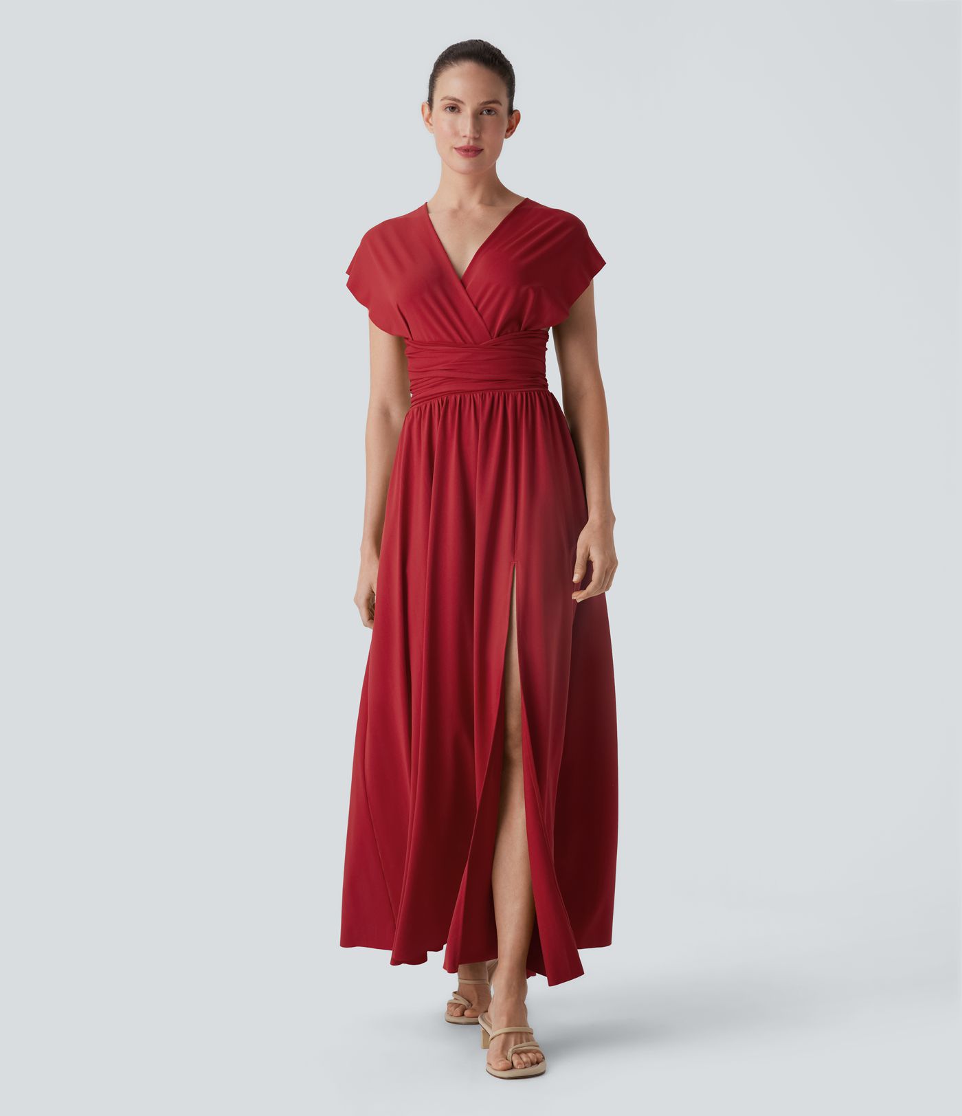 Robe maxi à col en V, manches courtes, dos à nouer, avec poche Robe maxi à col en V, manches courtes, dos à nouer, avec poche