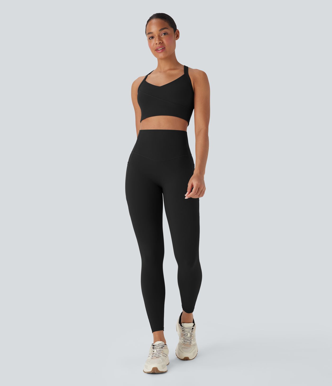 Halara UltraSculpt™ Medium Support Training Sports Bra