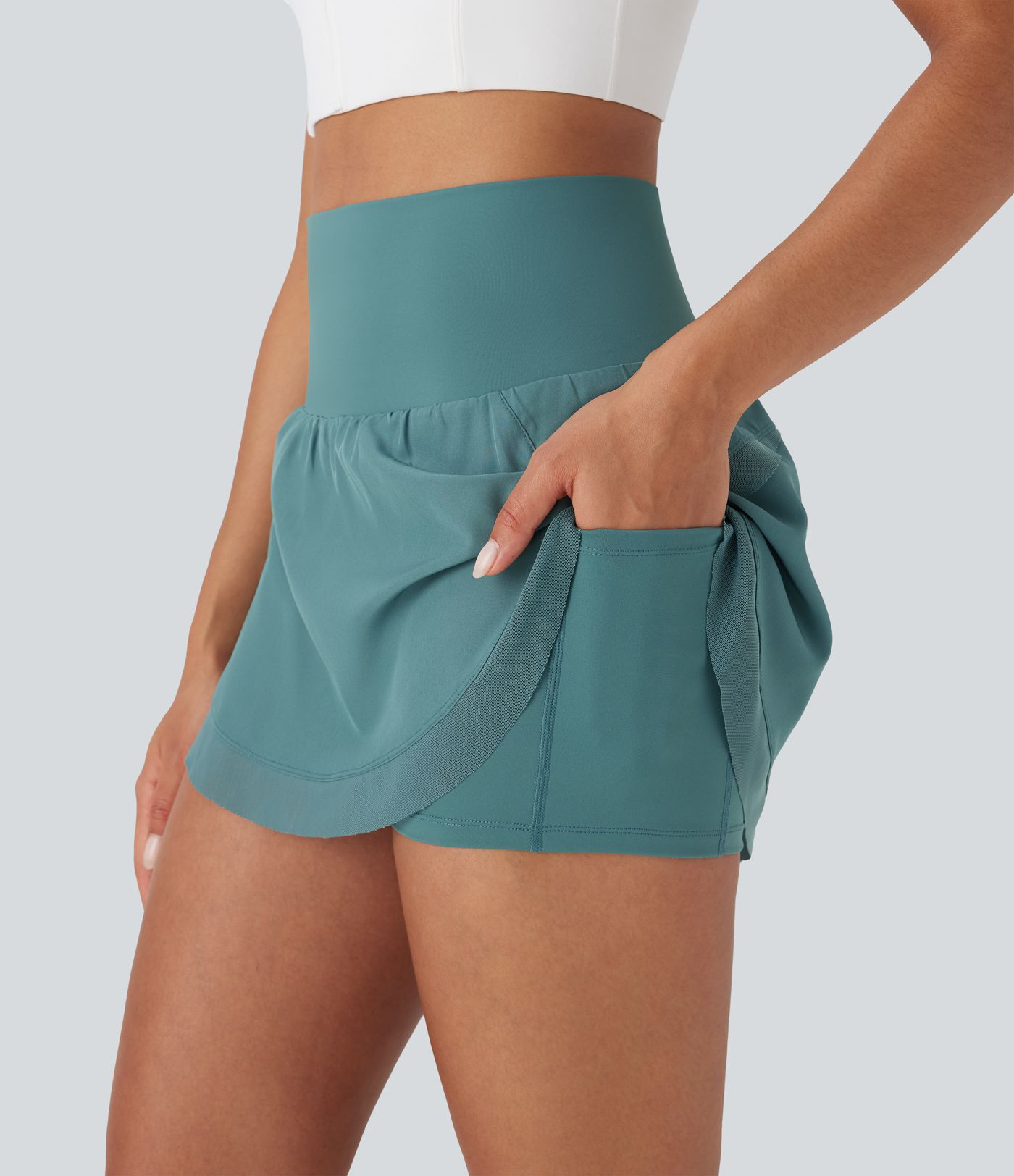 High Waisted Contrast Mesh Curved Hem 2-in-1 Mini Yoga Skirt with Pockets