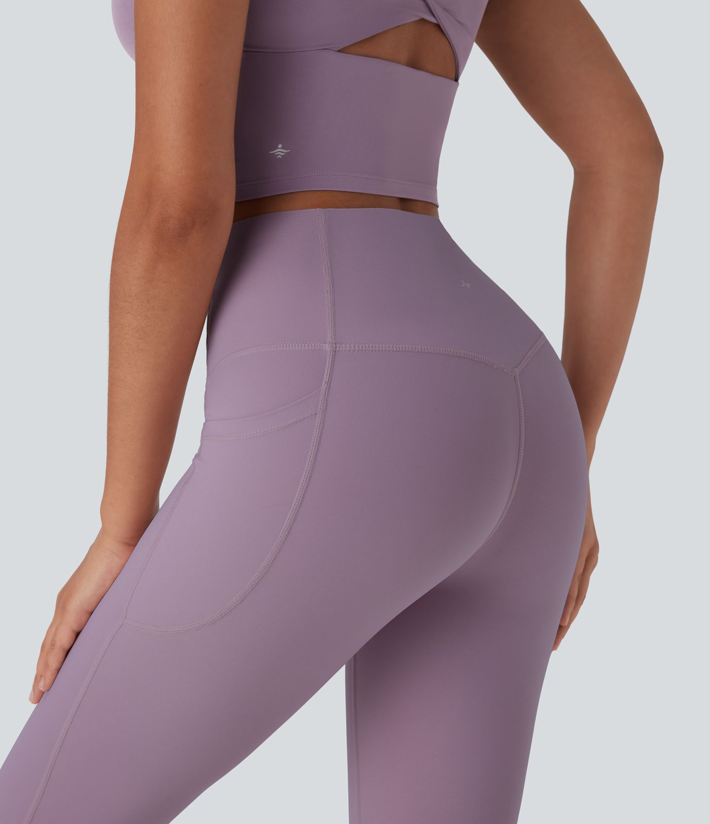 Leggings de yoga moldeadores Halara UltraSculpt™ Refrescante de secado rápido con tiro alto efecto reductor de abdomen y bolsillos - UPF 50+