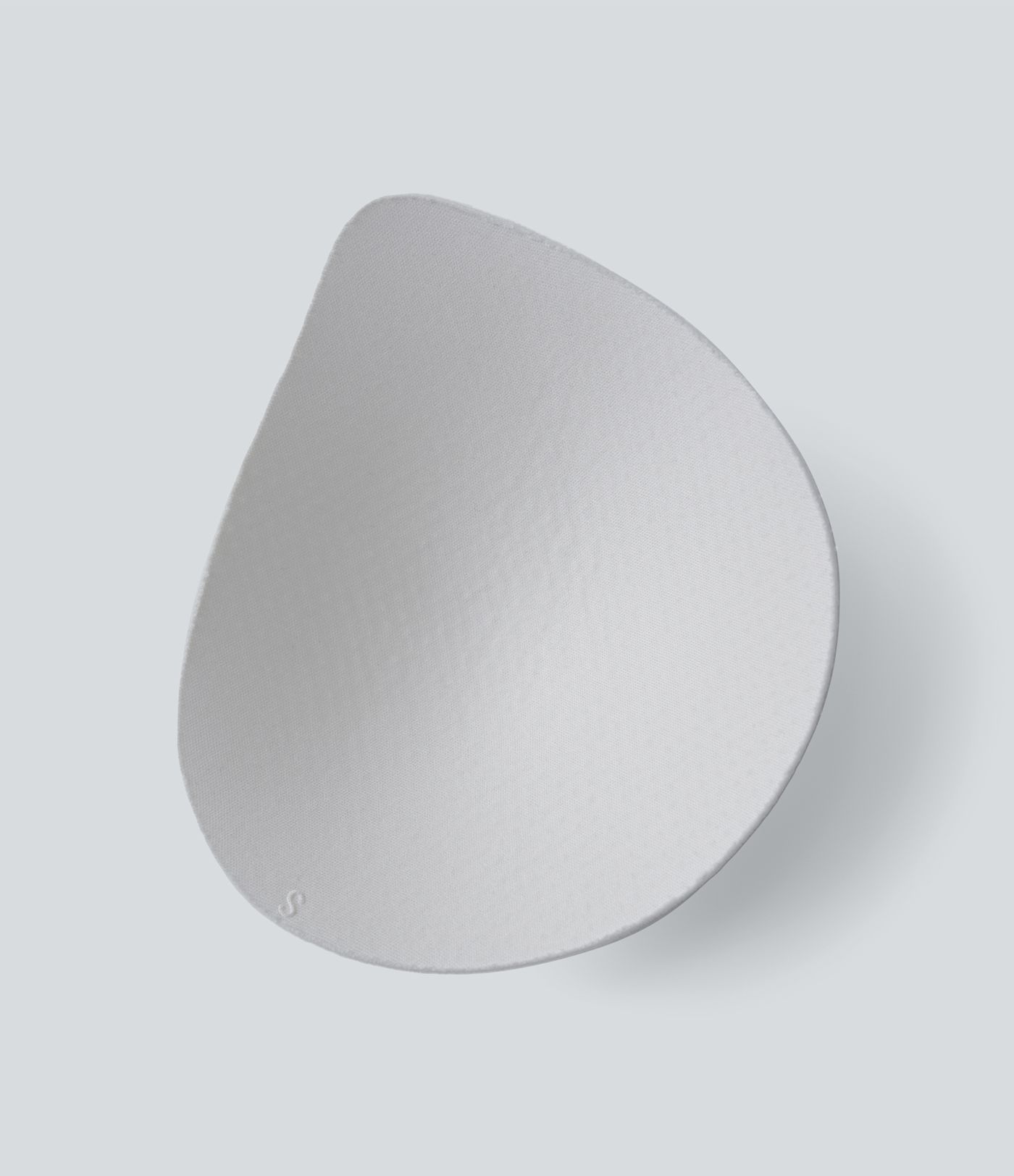 Glänzender Yoga-Sport-BH mit leichtem Support, überkreuzten Trägern und Cut-Out-Design - A-C Cups