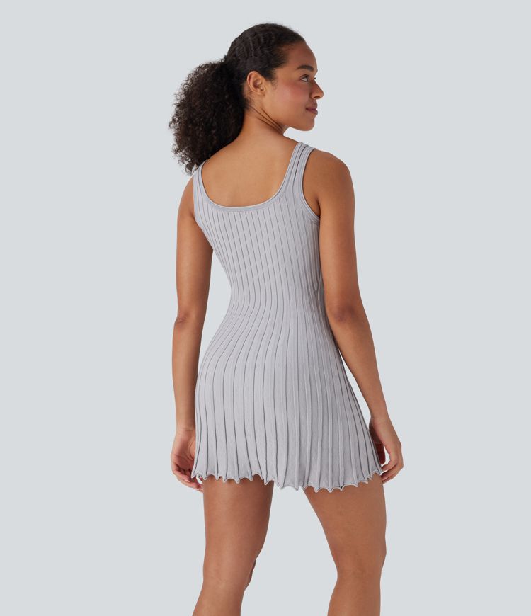 Vestido mini casual tipo suéter con espalda abierta